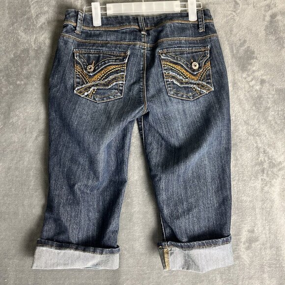 Mudd Womens Y2K Low Rise Roll Tab Capri Pants Size 7 Skimmer Cuffed Hem Whisker - Picture 4 of 7